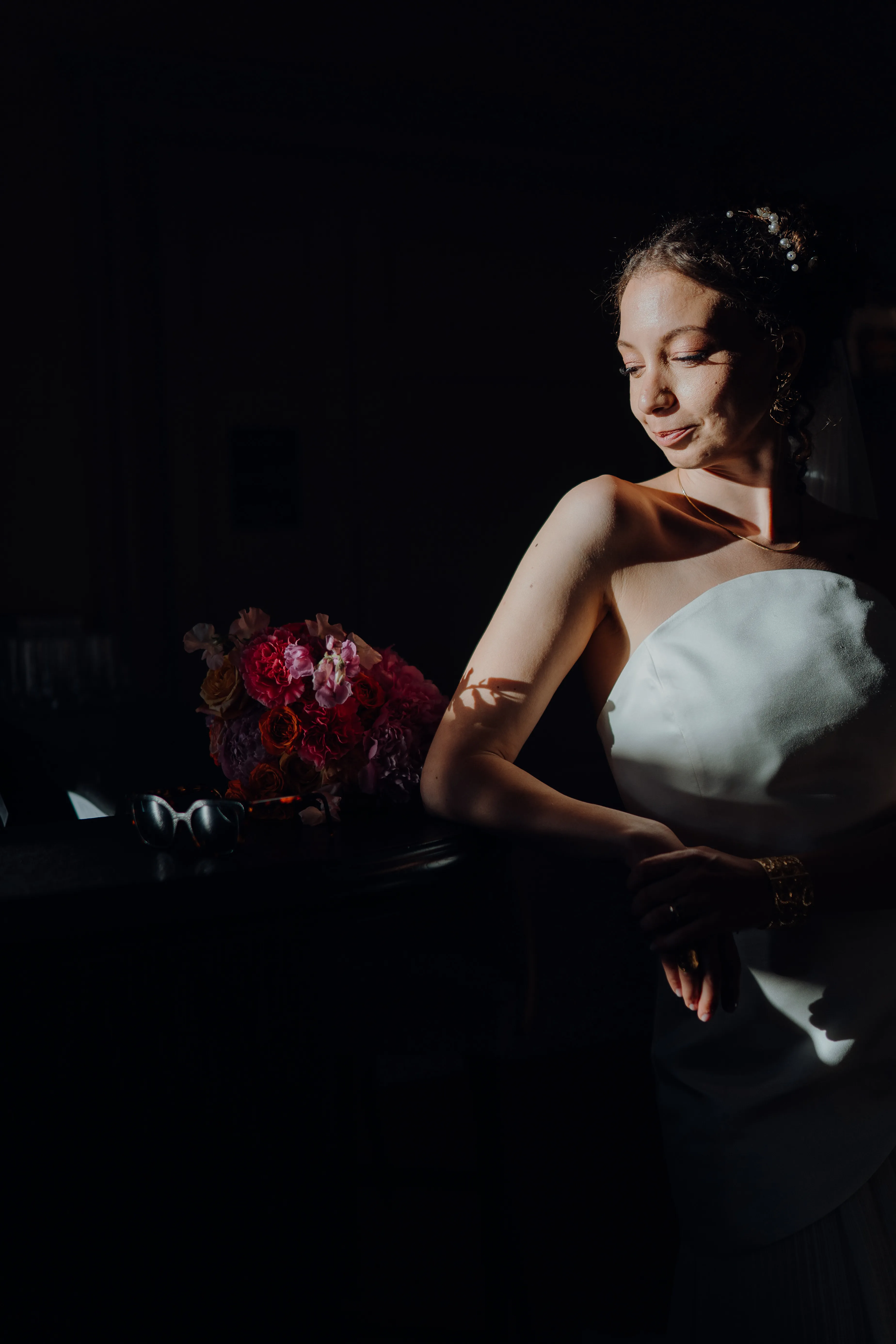 Les mariés en noir et blanc - Assia + Jérémy